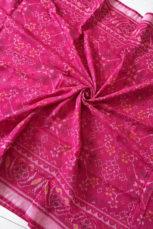 Single Ikkat Patola Saree - Red toned Pink
