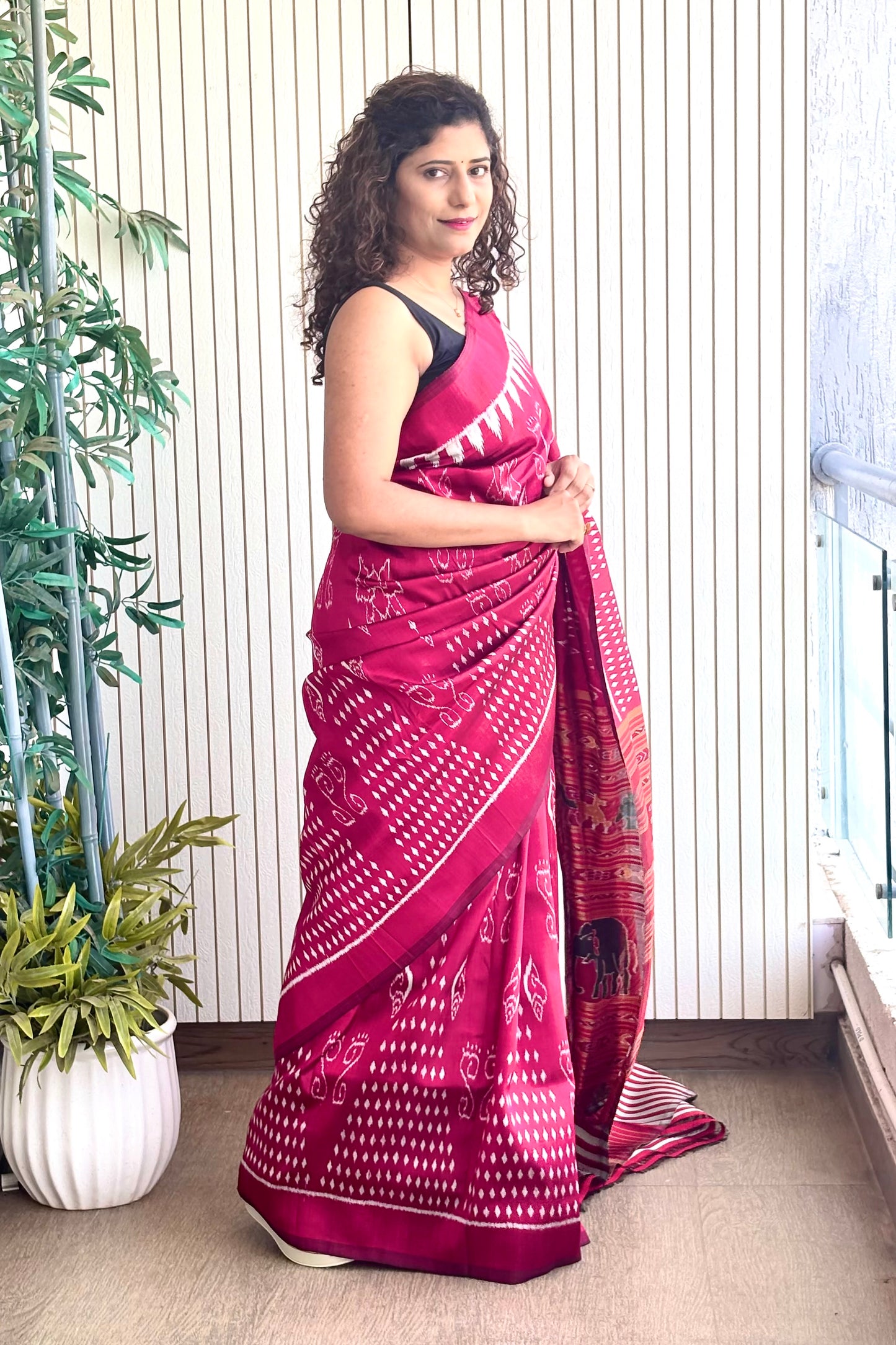 Exclusive Odisha Ikkat Khandua Pure Silk Saree- Raspberry Pink