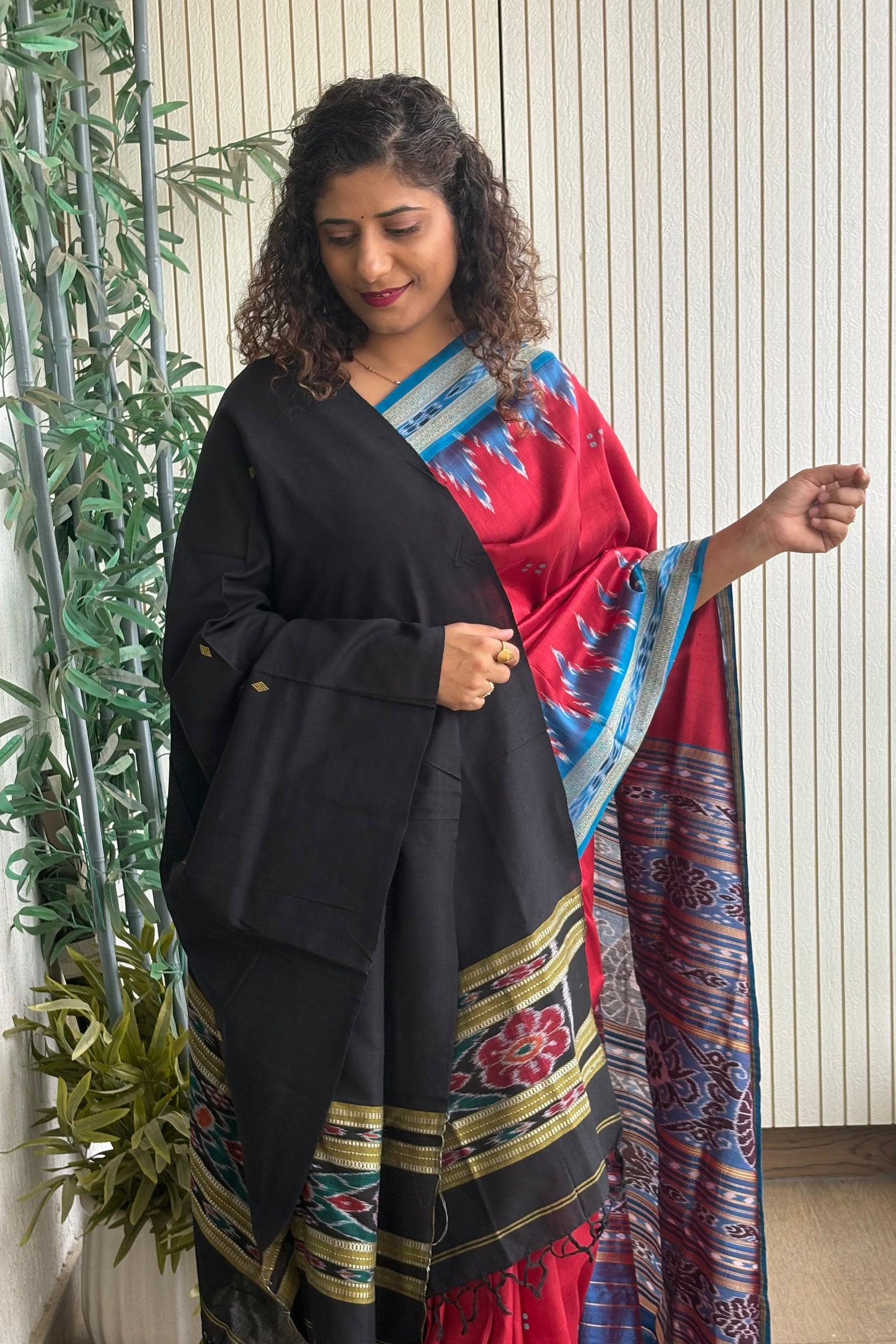 Odisha Ikkat Pure Cotton Stole-Black