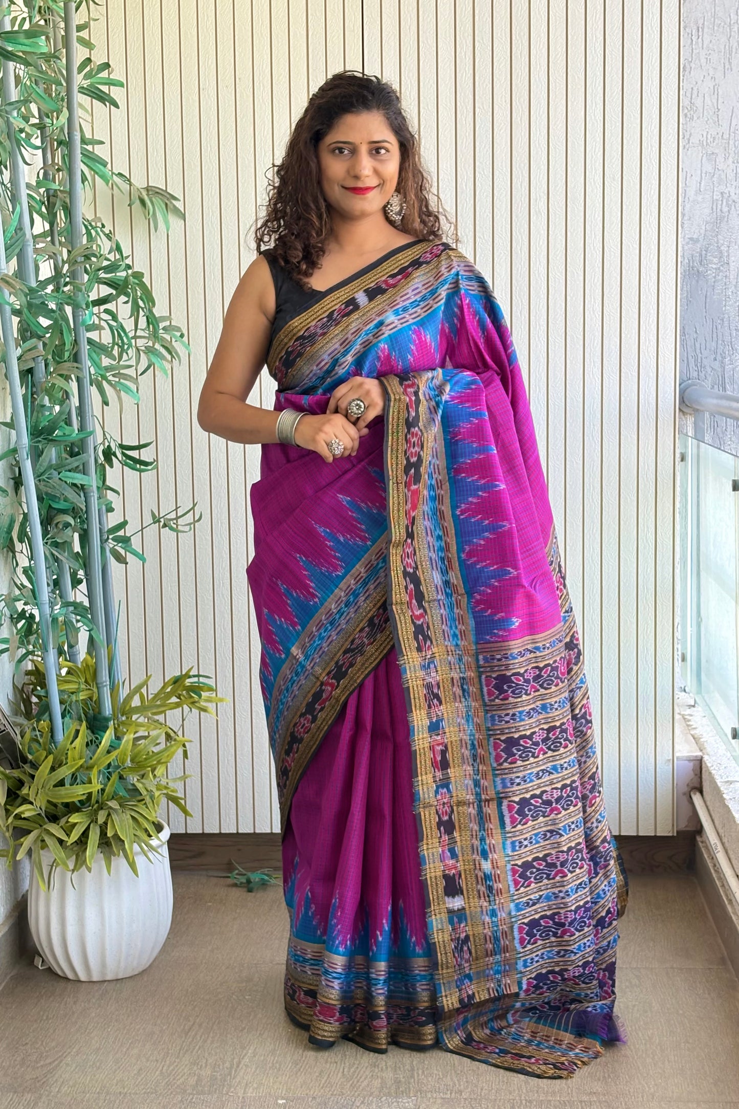 Sachipaar Khandua Silk Saree: Magenta