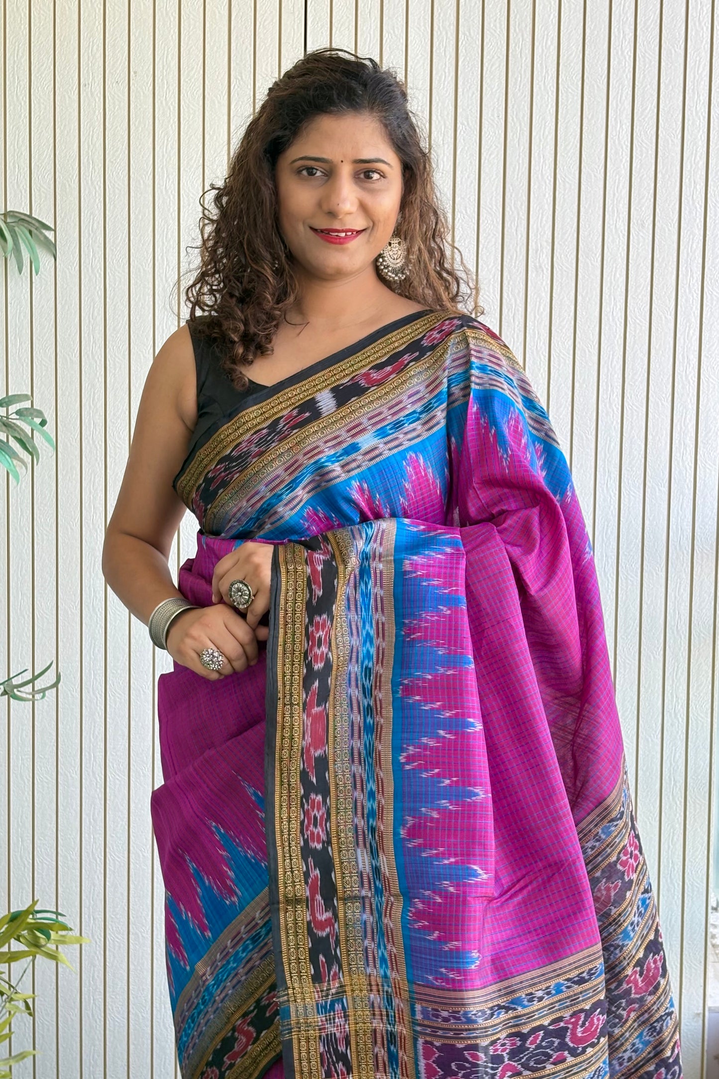 Sachipaar Khandua Silk Saree: Magenta