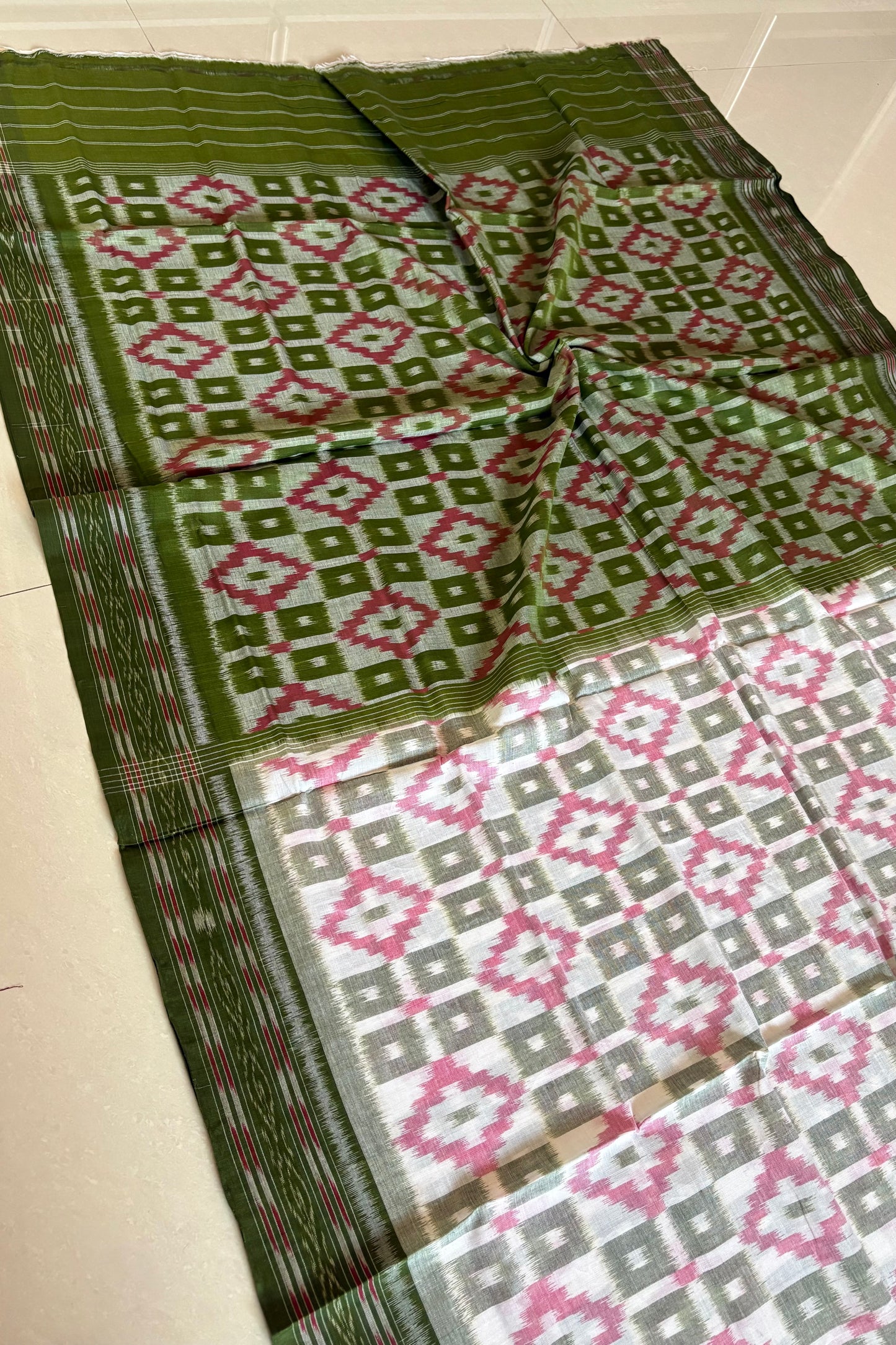 Odisha Ikkat Khandua Cotton Saree- White-Green