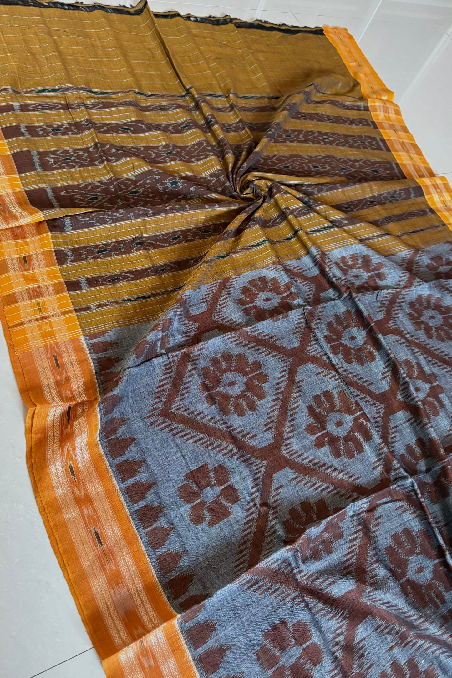 Odisha Ikkat Khandua Cotton Saree - Grey-Yellow
