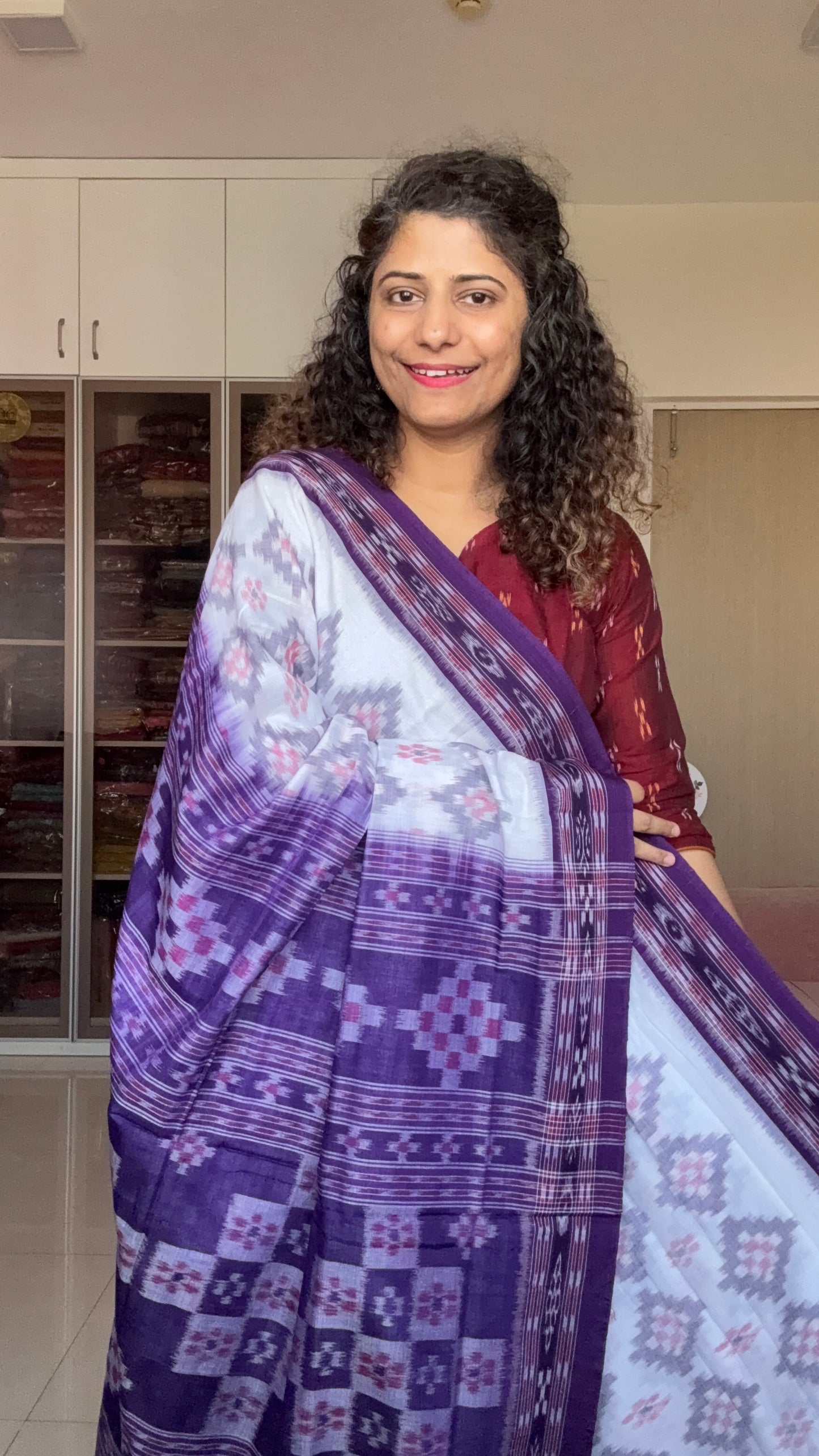 Odisha Ikkat Khandua Cotton Saree- White-Purple