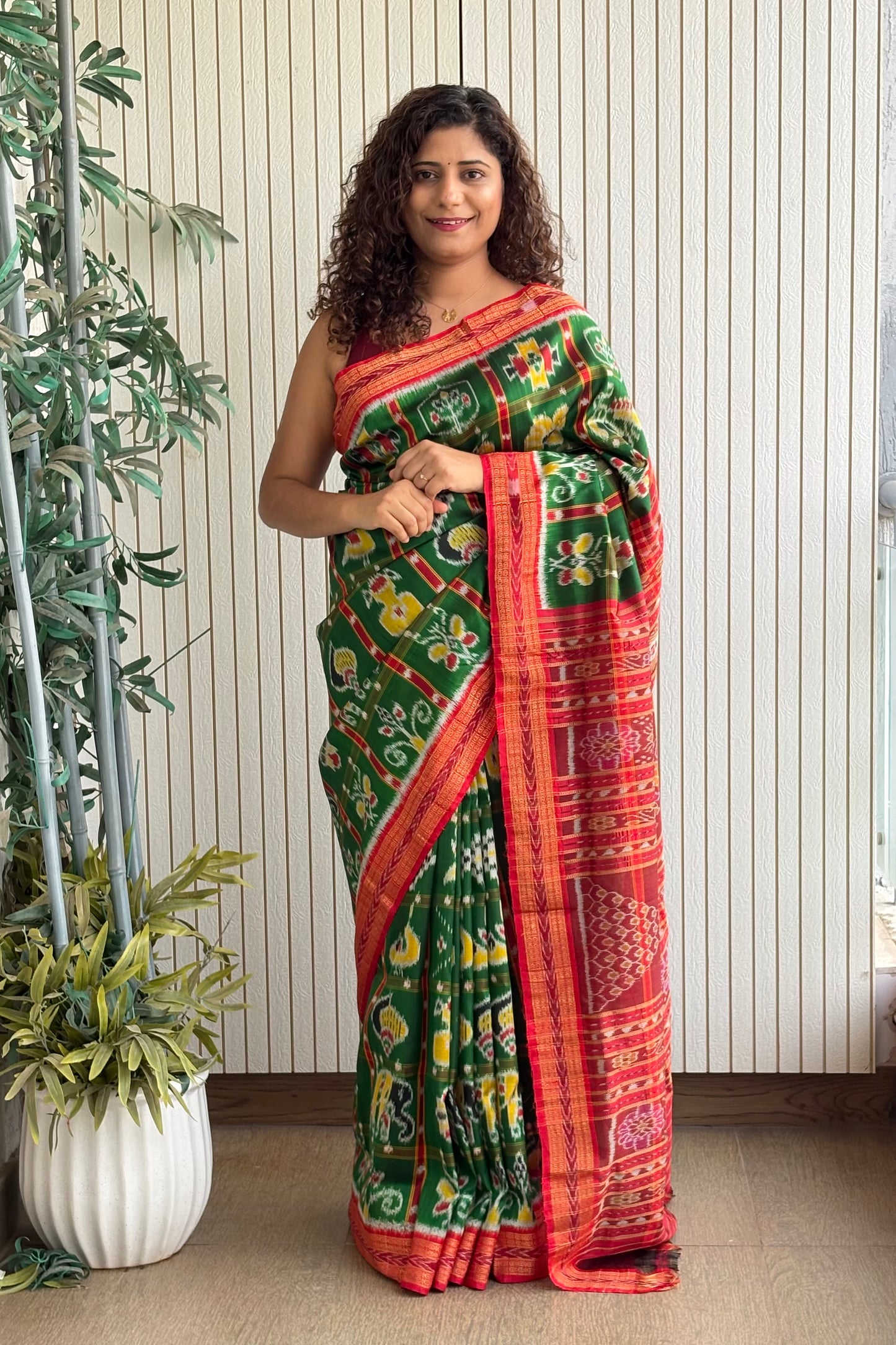 Nabakothi Khandua Silk Saree: Green
