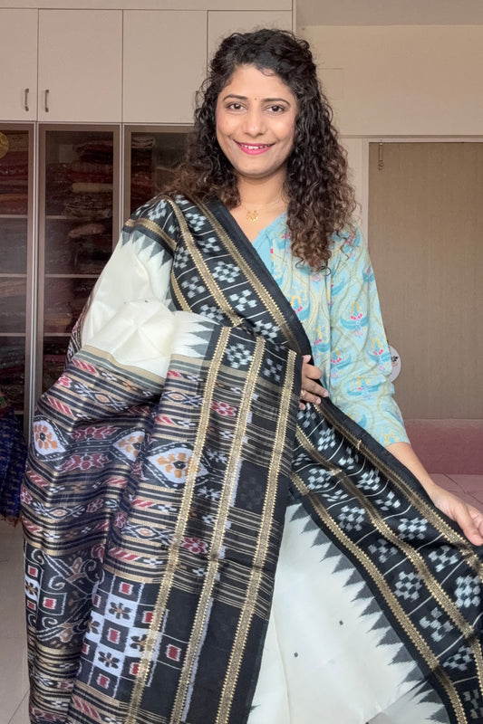 Pasapali Border Odisha Ikkat Pure Silk Saree-Off White