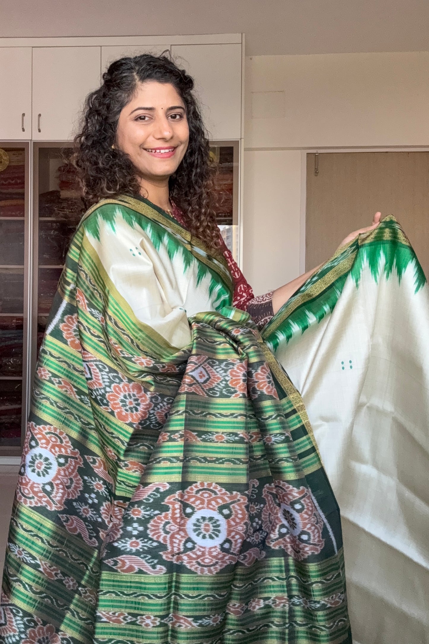 Exclusive Odisha Ikkat Pure Silk Saree-Beige