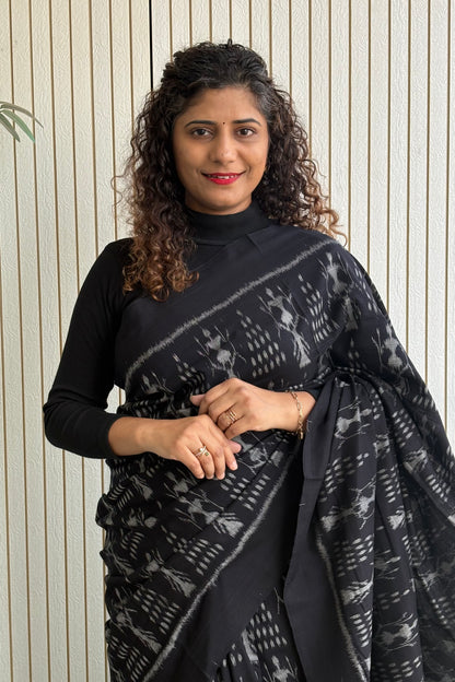Exclusive Bandha Body Ikkat Cotton Saree - Black