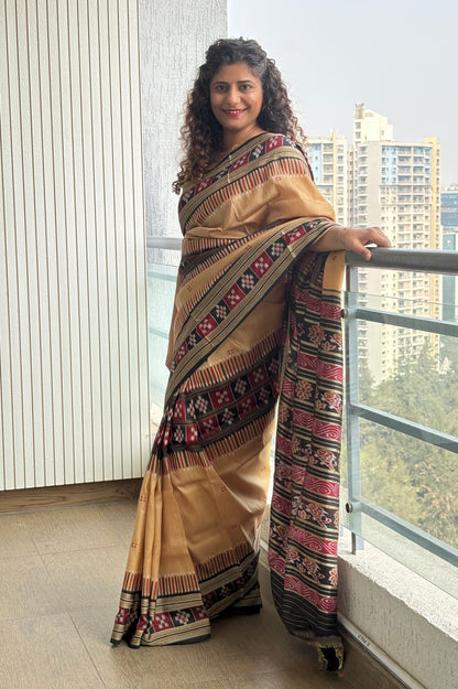 Pasapali Border Odisha Ikkat Khandua Pure Silk Saree- Gold