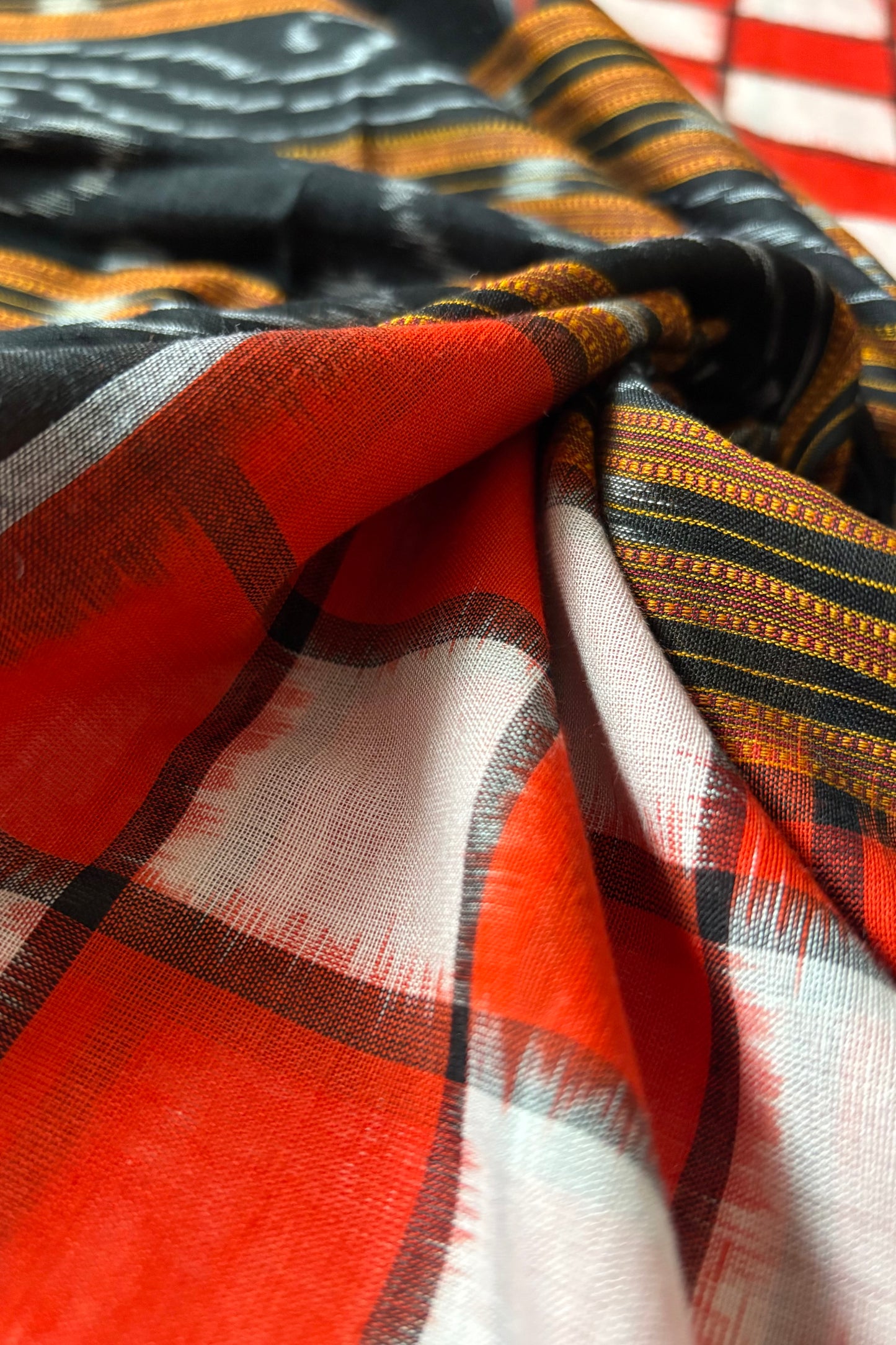 Sambalpuri Bichitrapuri Pure Cotton Saree: Black & Orange