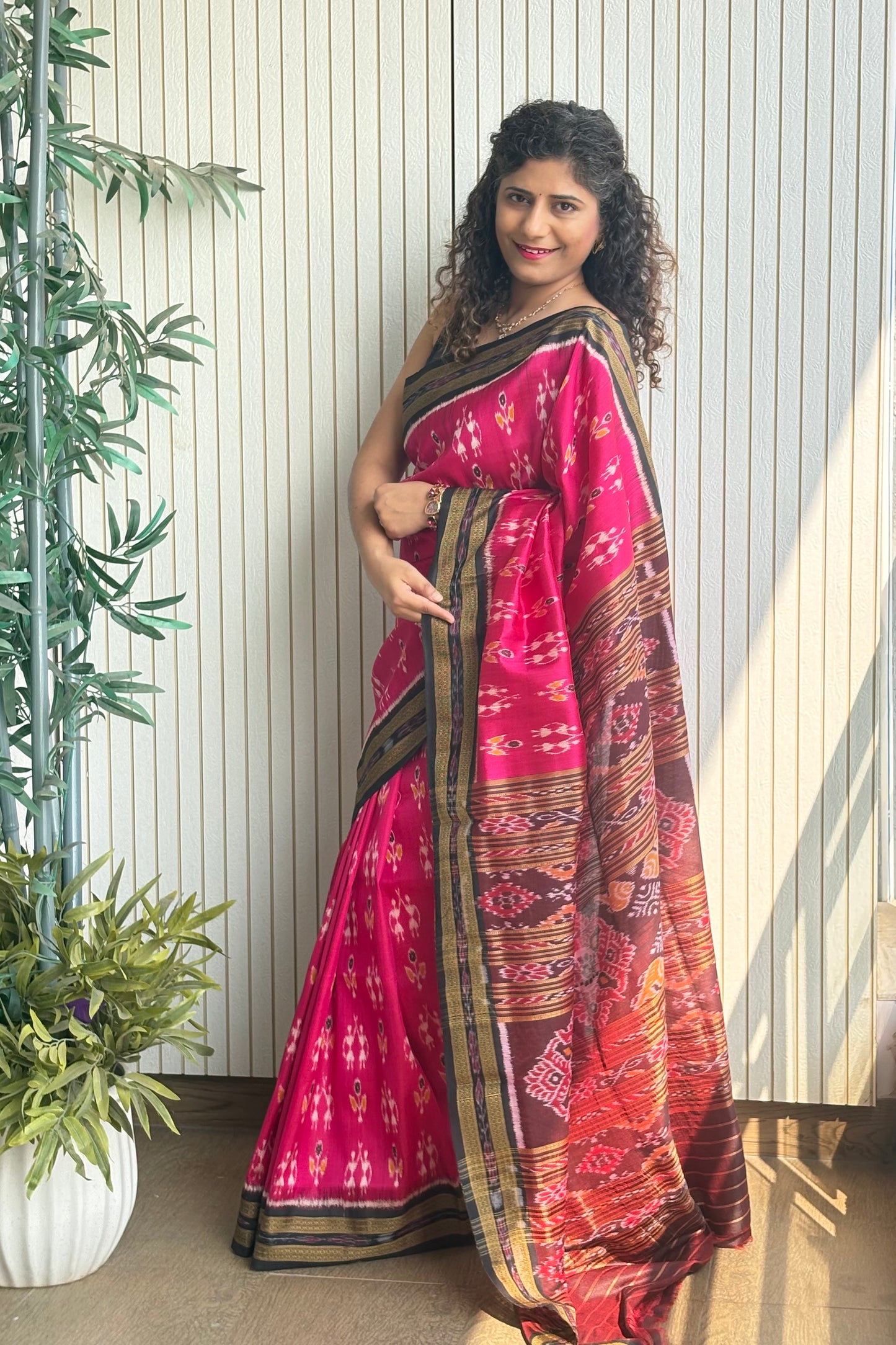 Exclusive Odisha Ikkat Pure Khandua Silk Saree- Pink