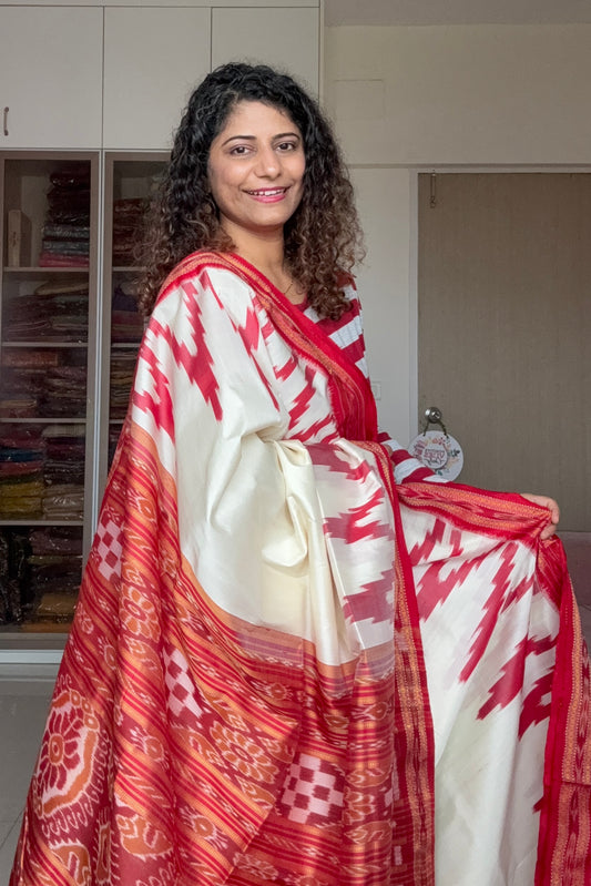 Phoda Kumbha Khandua Ikkat Silk Saree - Off White Red