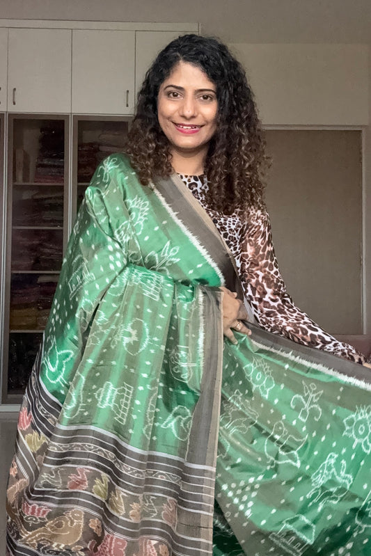 Nabarangi Khandua Ikkat Silk Saree: Dual tone Green