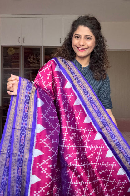 Bandha Body Khandua Ikkat Silk Saree - Dual shine Magenta