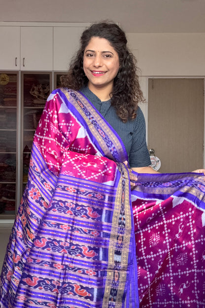 Bandha Body Khandua Ikkat Silk Saree - Dual shine Magenta