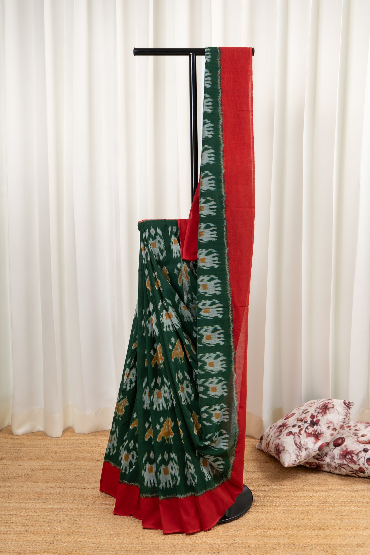 Pochampally Ikkat Cotton Saree - Green