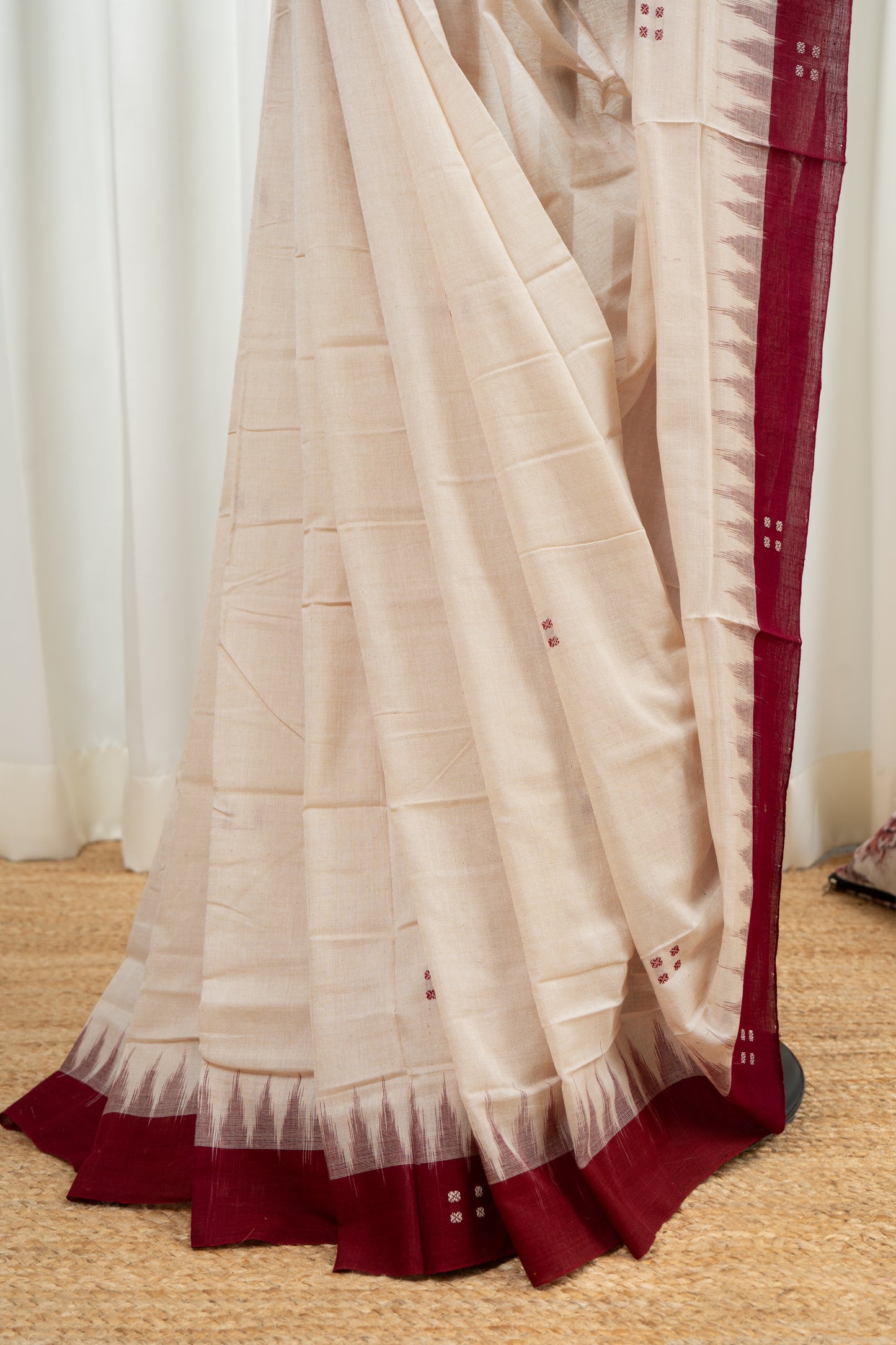 Ek Phulia Cotton Saree-Beige Maroon