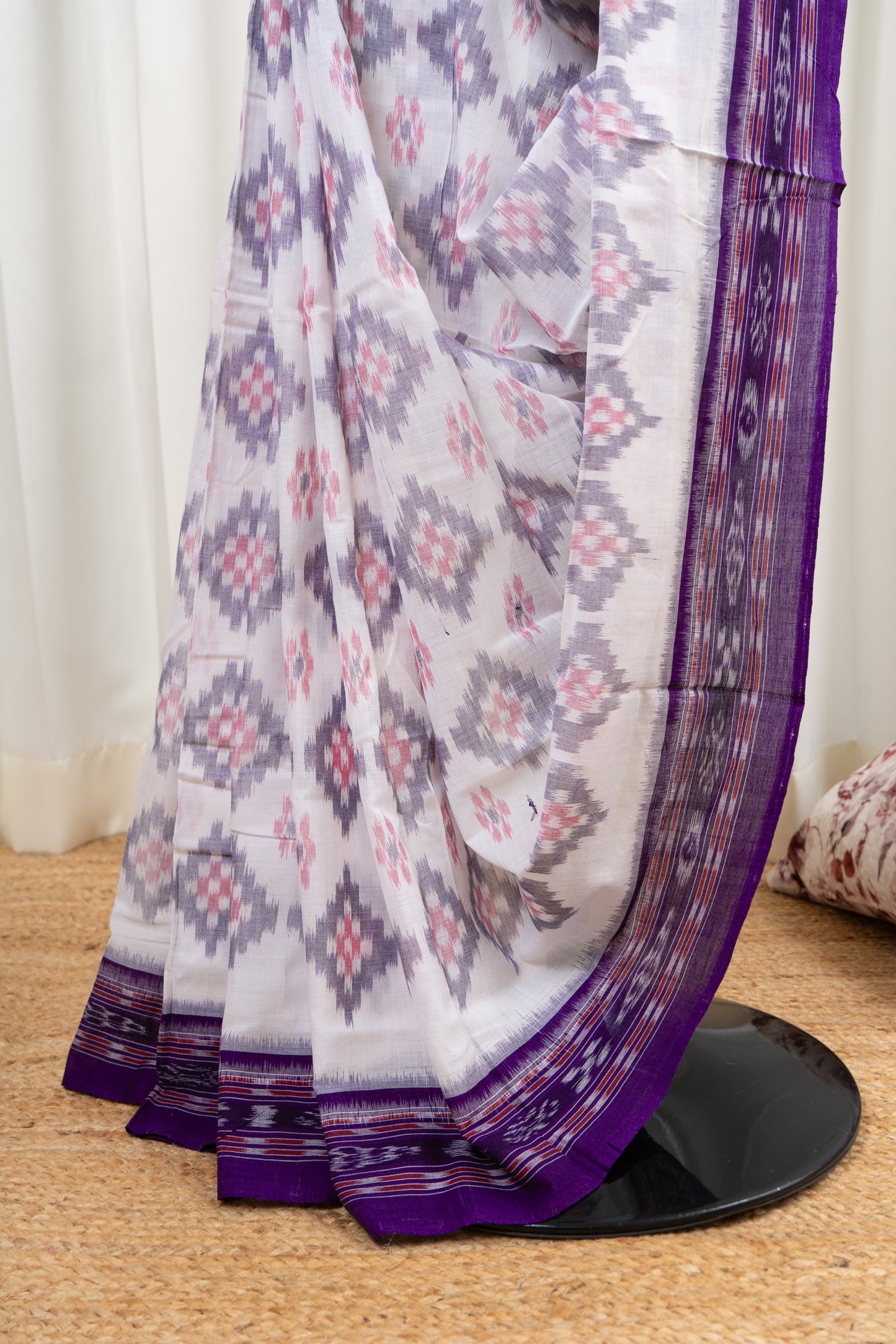 Odisha Ikkat Khandua Cotton Saree- White-Purple