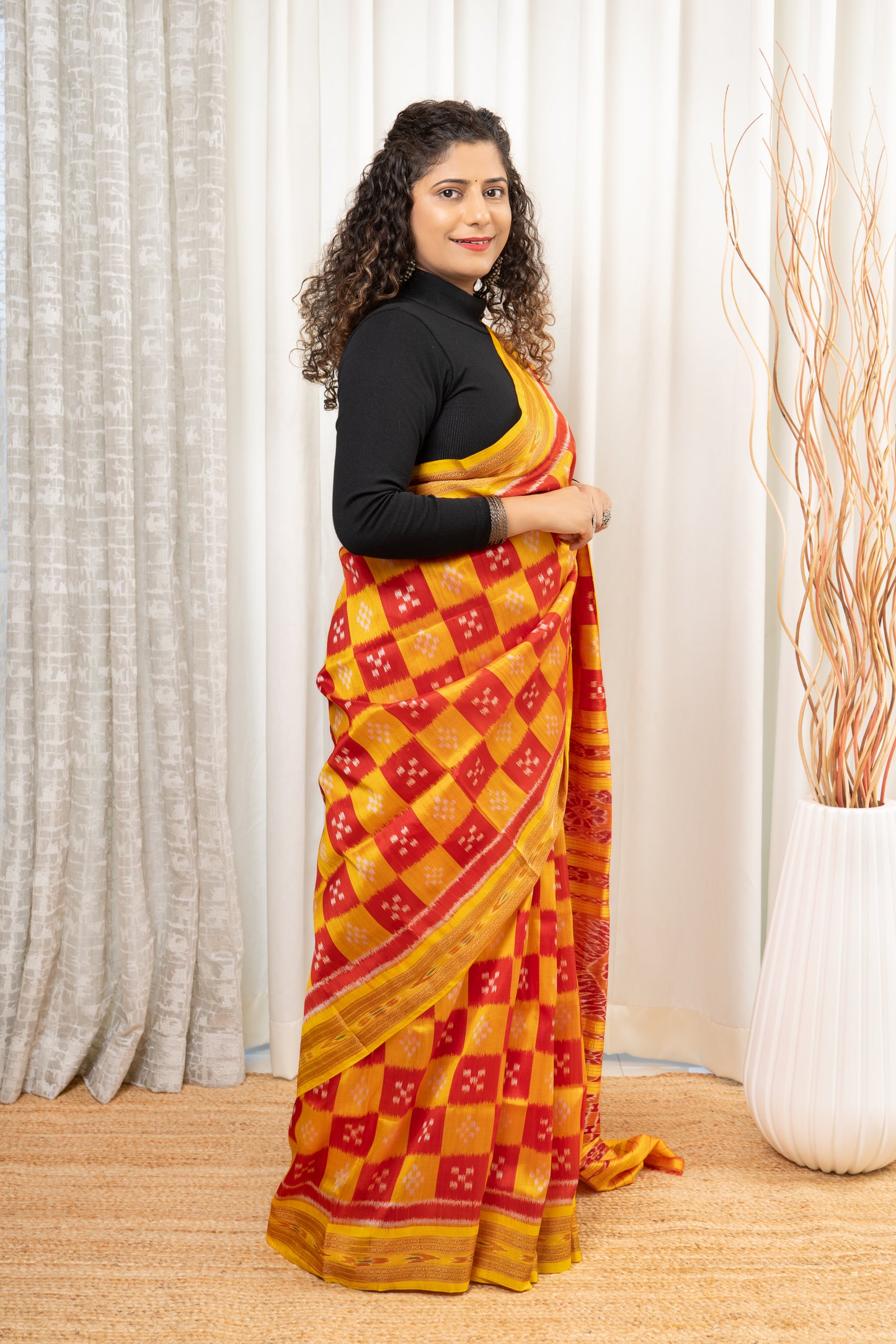 Pasapali Body Khandua Silk Saree- Yellow-Red