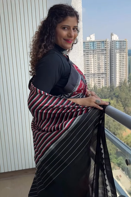 Exclusive Odisha Ikkat Pure Silk Saree- Black red