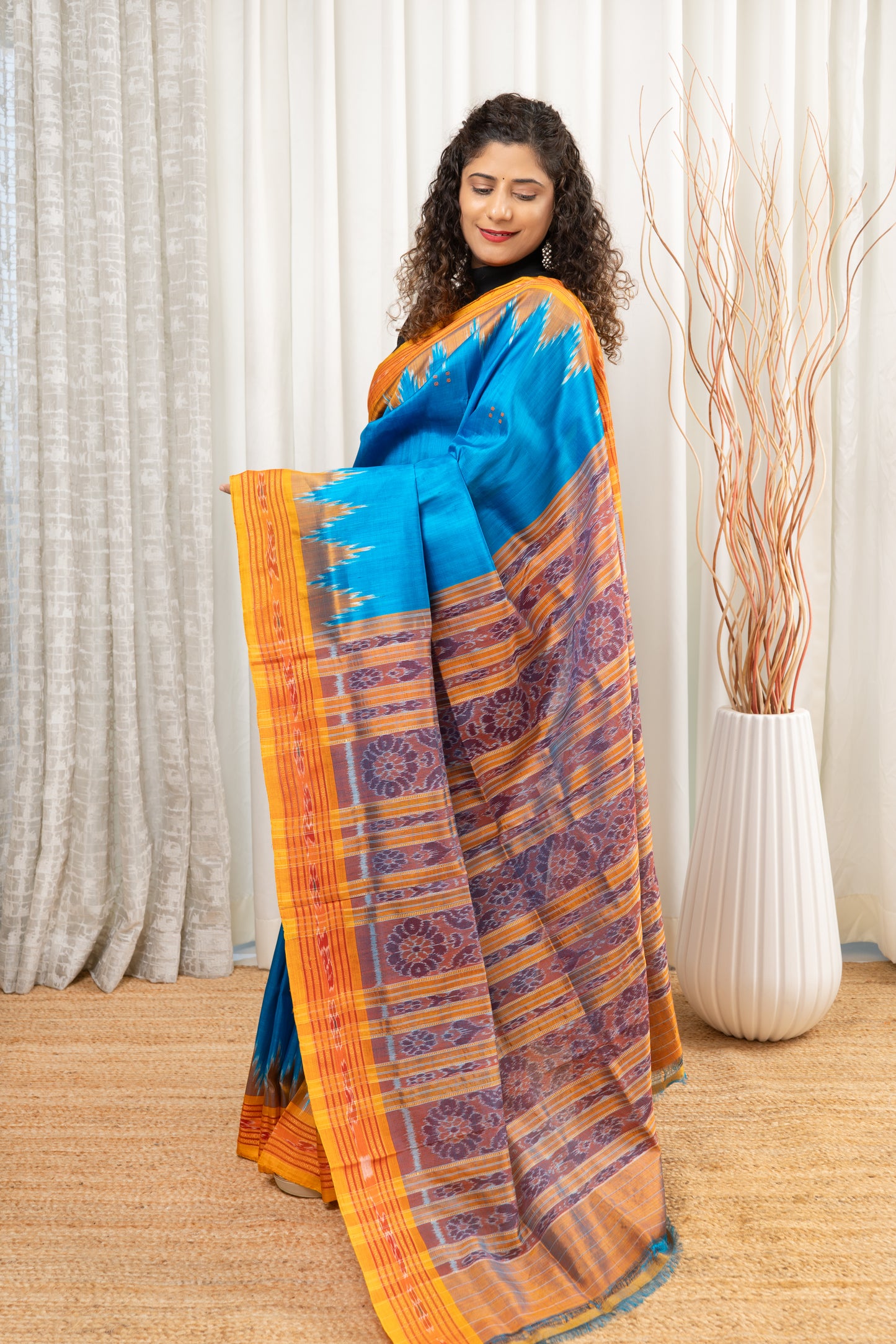 Odisha Ikkat Pure Khandua Silk Saree - Blue