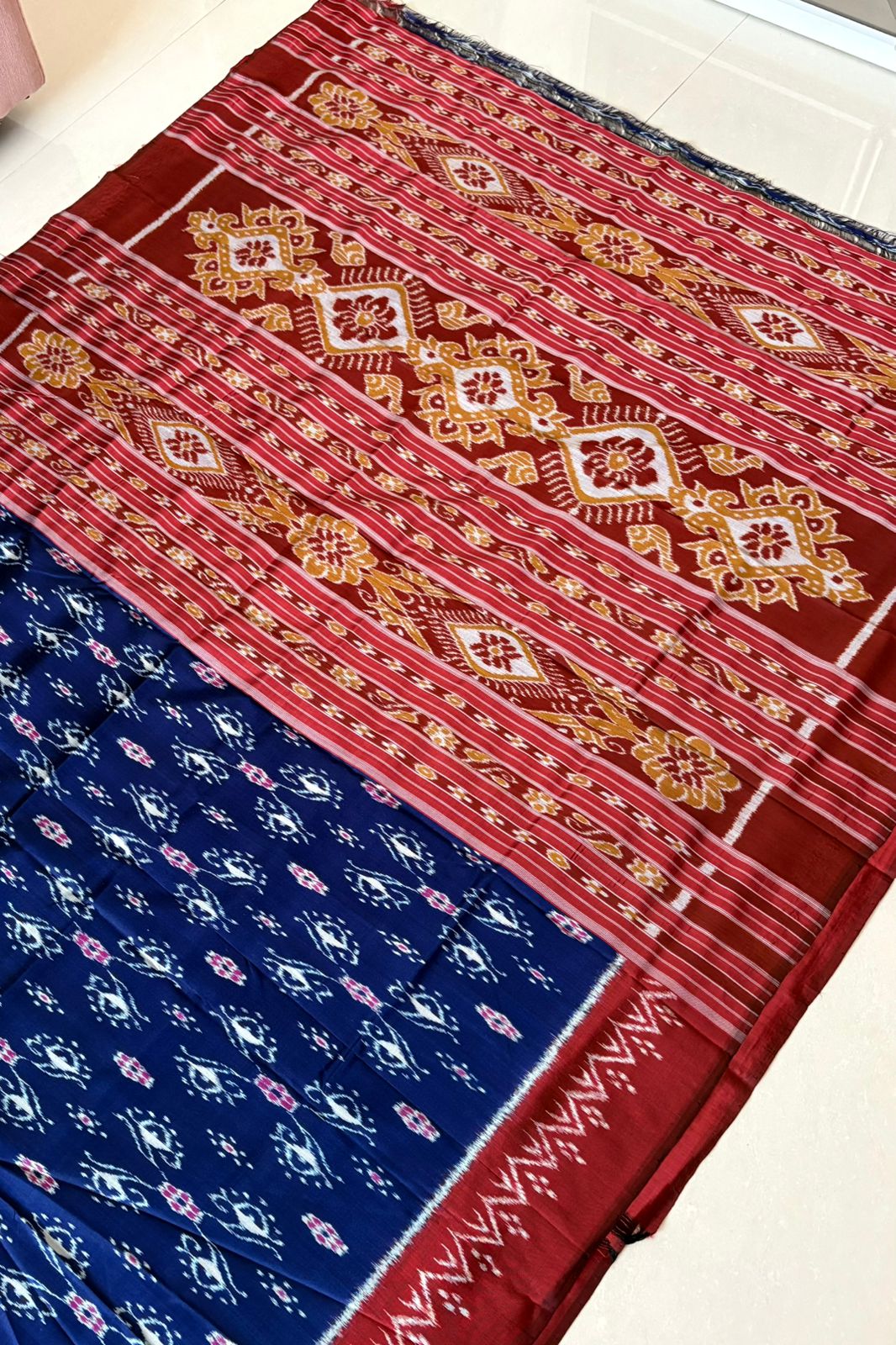 Odisha Ikkat Khandua Pure Silk Saree- Navy blue