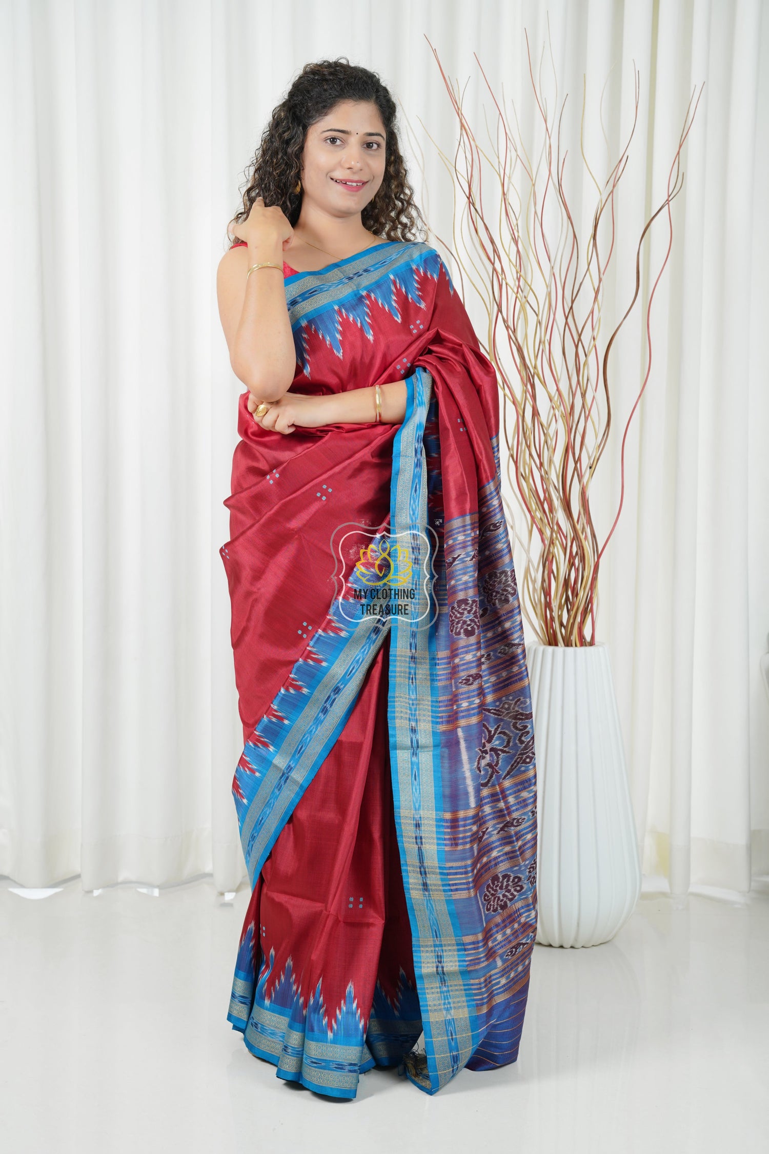 Bandha Border Khandua Ikkat Silk Saree - Maroon