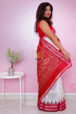 Load image into Gallery viewer, Bandha Border Khandua Ikkat Silk Saree - Off White Red
