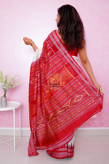 Bandha Border Khandua Ikkat Silk Saree - Off White Red