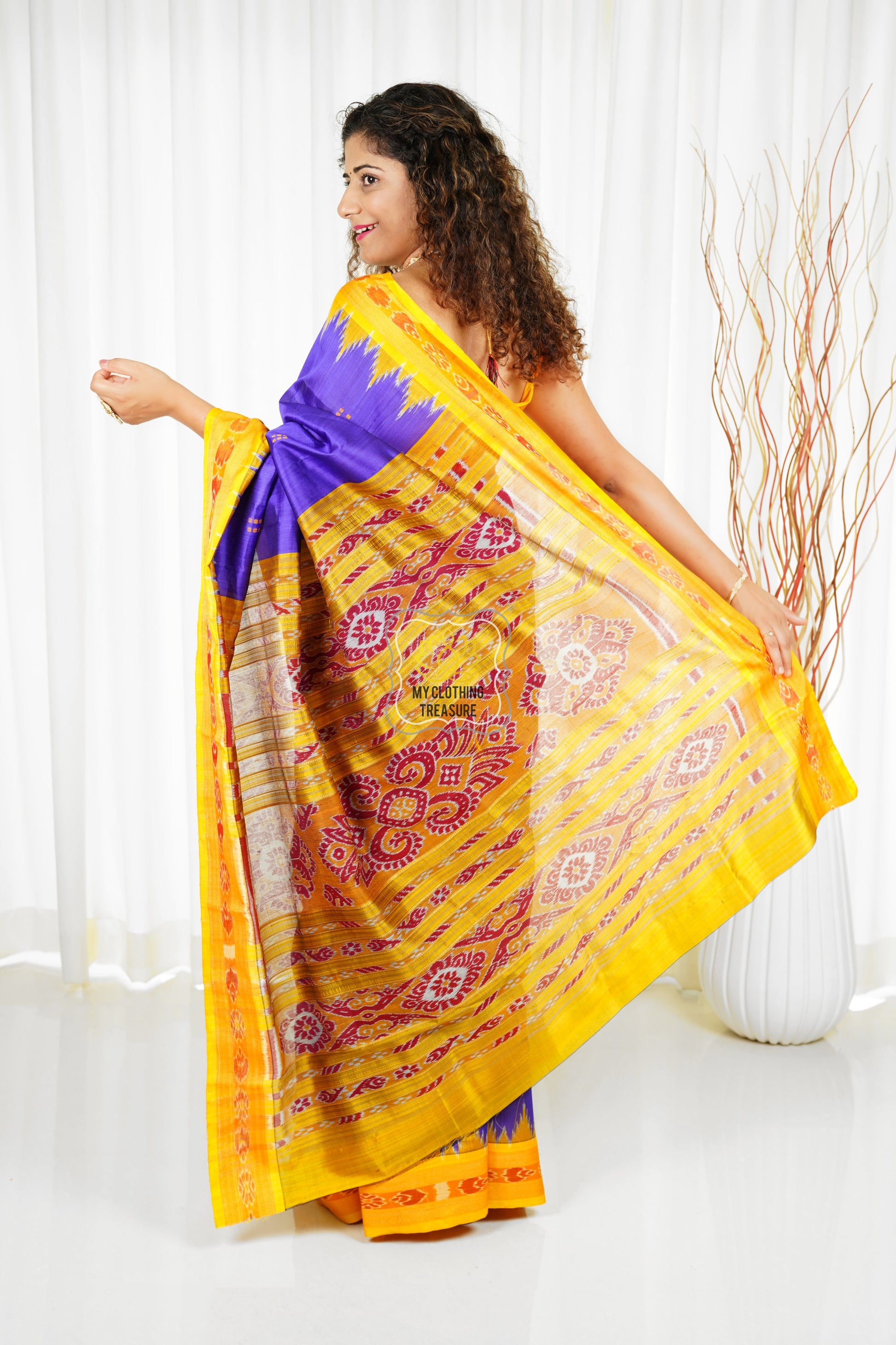 Bandha Border Khandua Ikkat Silk Saree - Purple Blue