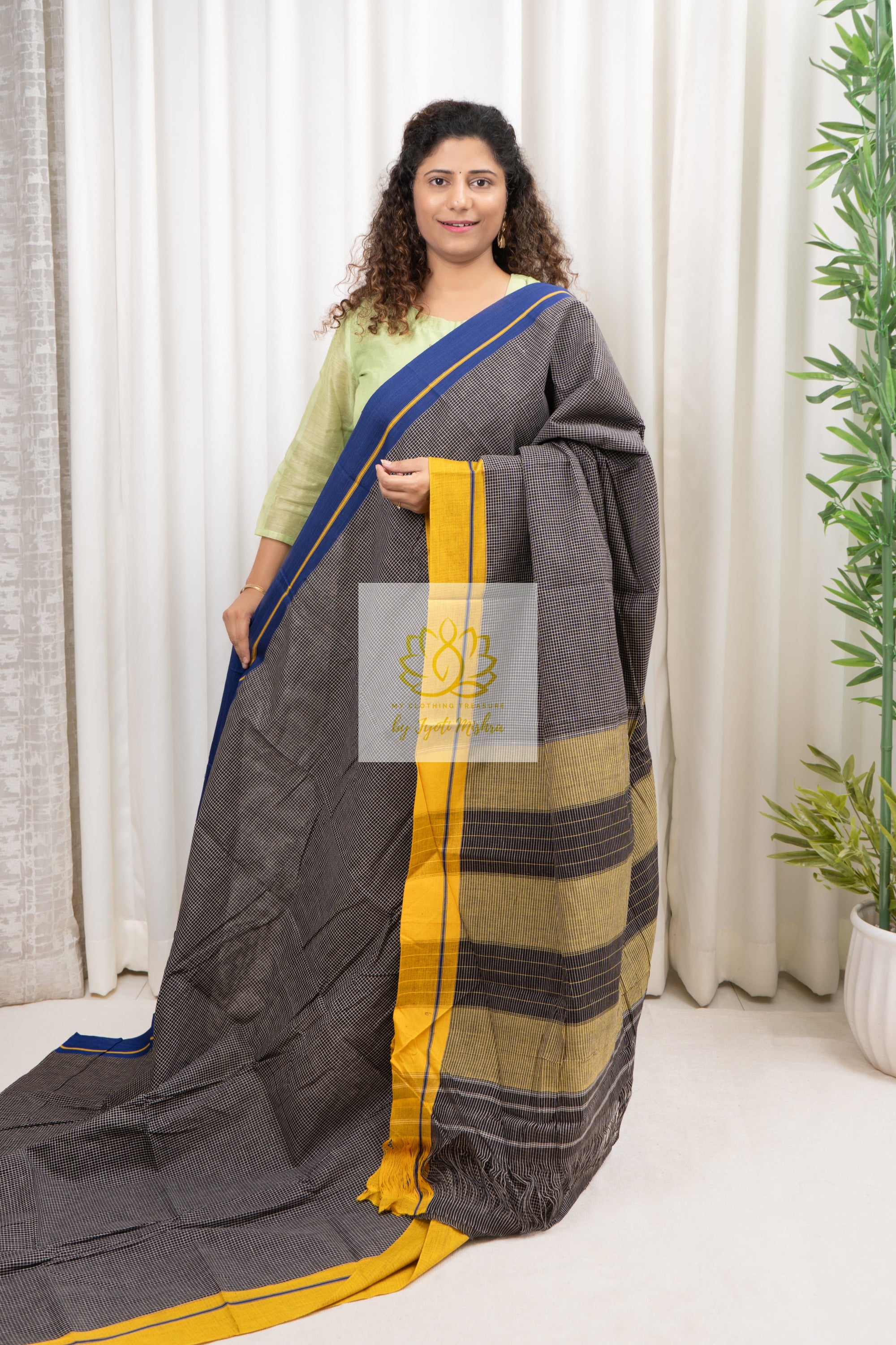 Black Patteda Anchu Cotton Saree With Ganga Jamuna Border- Navy Yellow