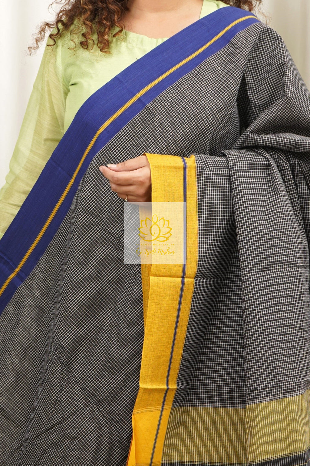 Black Patteda Anchu Cotton Saree With Ganga Jamuna Border- Navy Yellow