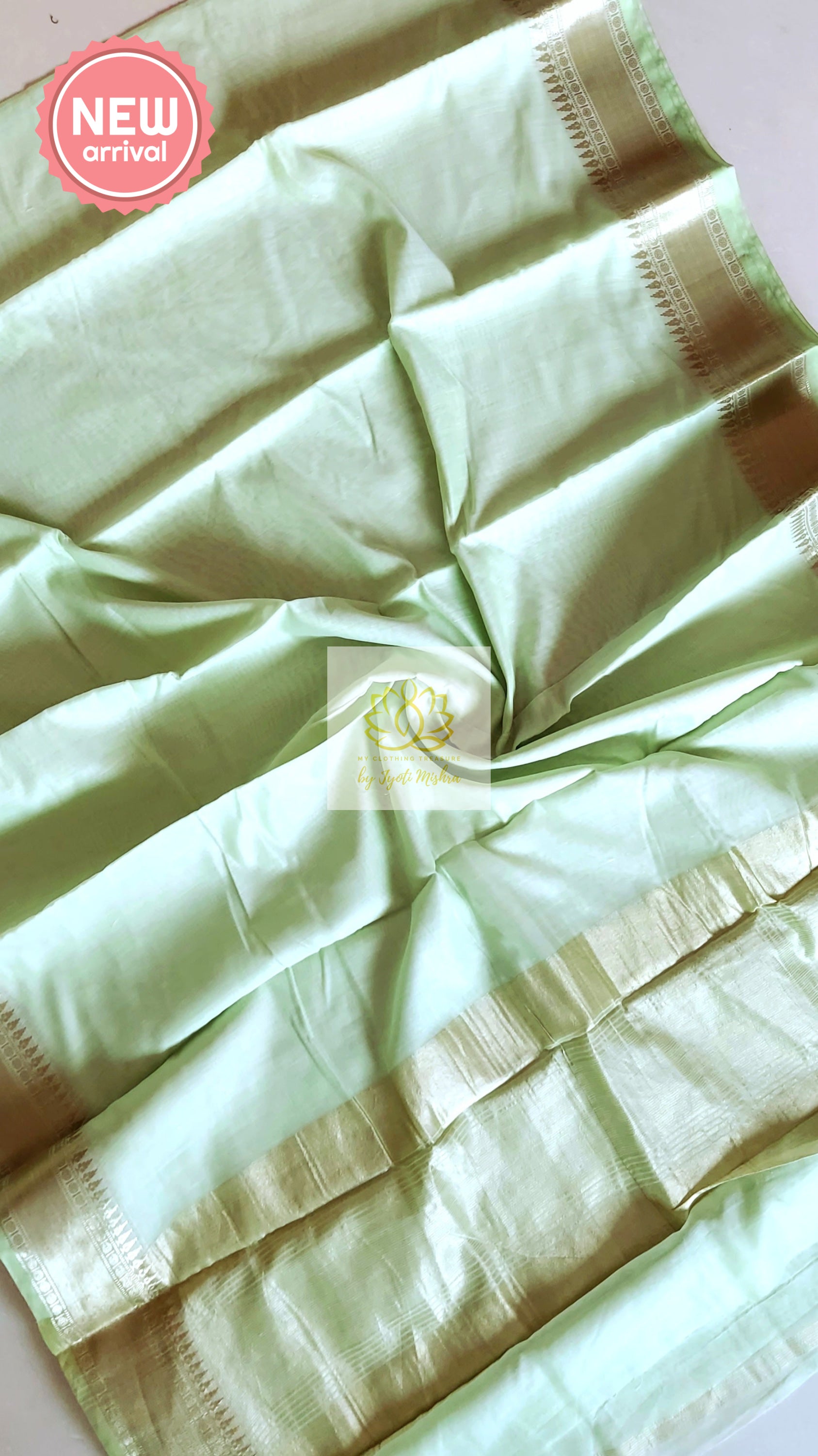 Classy Gold Border Silk Cotton Saree - Green