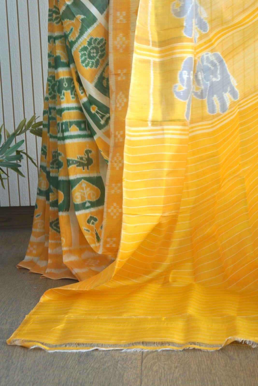 Exclusive Odisha Ikkat Nabakothi Pure Silk Saree- Pastel Yellow & Green