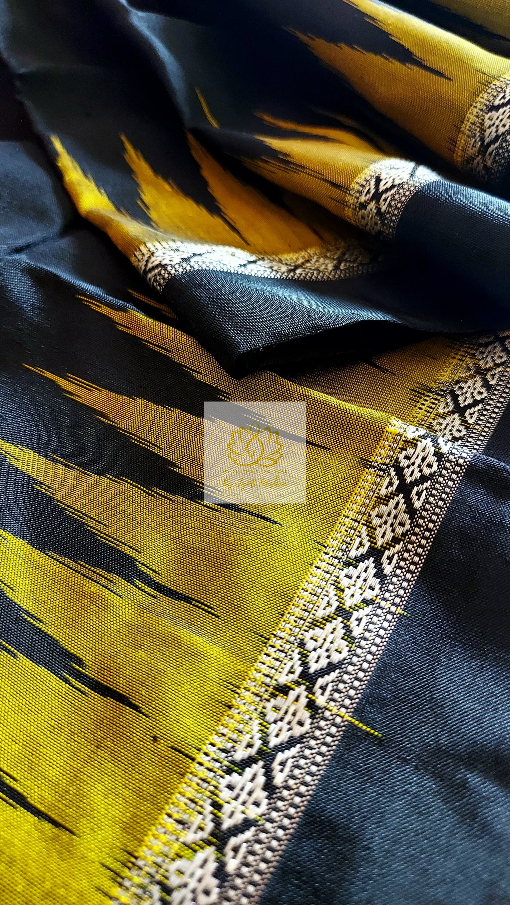 Ek Phulia Bomkei Pure Silk Pata Saree- Black Saree