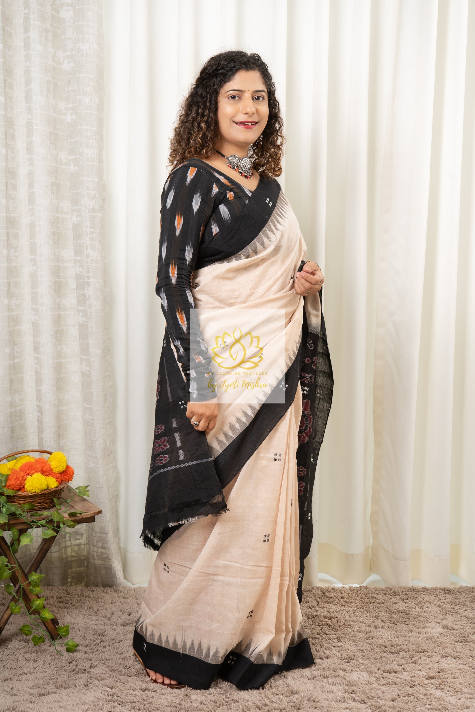 Ek Phulia Cotton Saree-Beige Black Saree