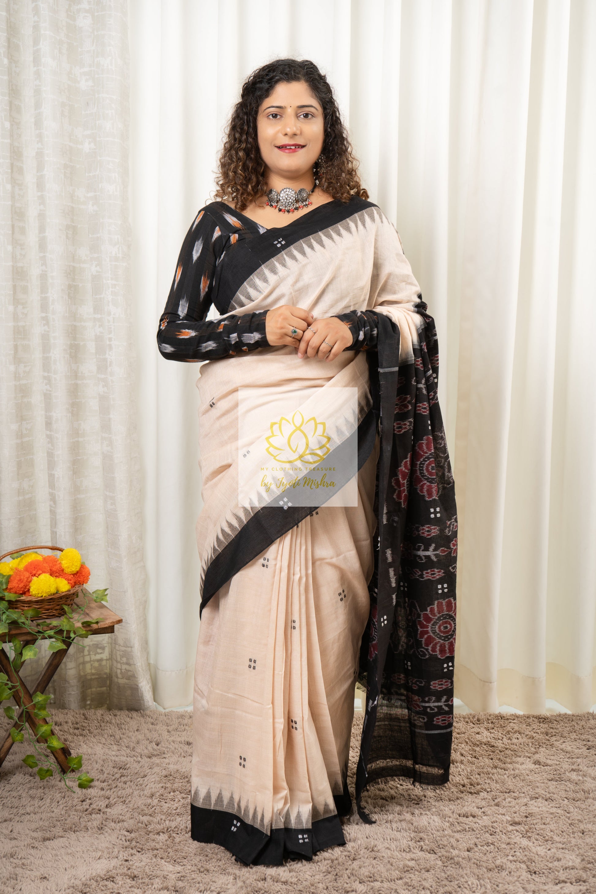 Ek Phulia Cotton Saree-Beige Black Saree