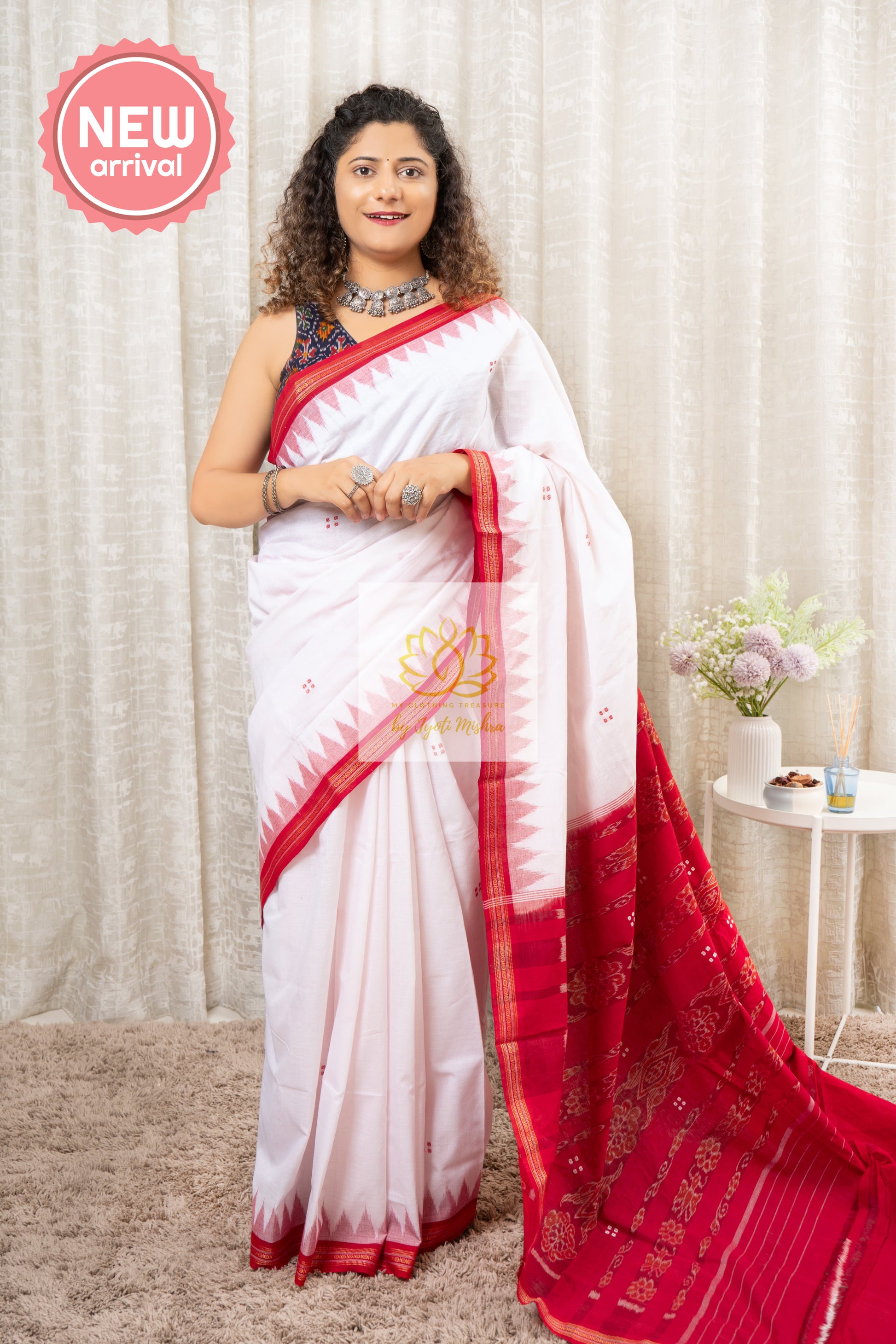 Ek Phulia Cotton Saree With Blouse Piece- Pink-White and Red Saree