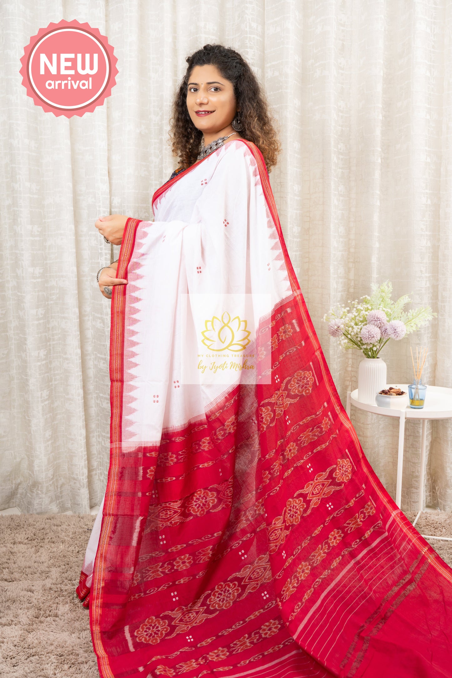 Ek Phulia Cotton Saree With Blouse Piece- Pink-White and Red Saree