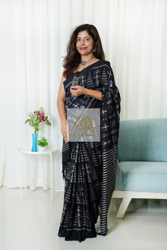 Exclusive Bandha Body Ikkat Cotton Saree - Black