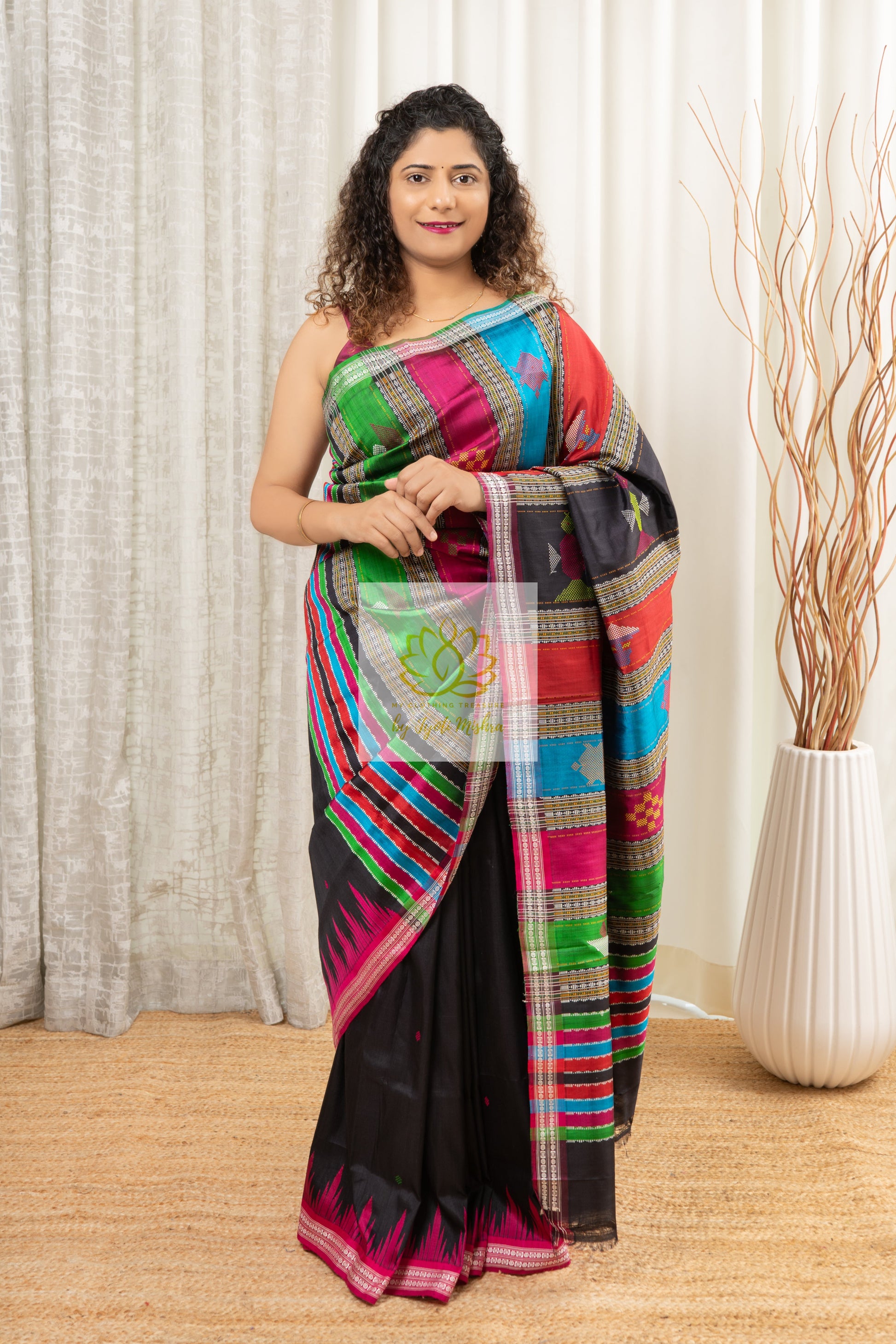 Exclusive Ganga Jamuna Border Double Pallu Berhampuri Pure Silk Patta Saree - Black Saree