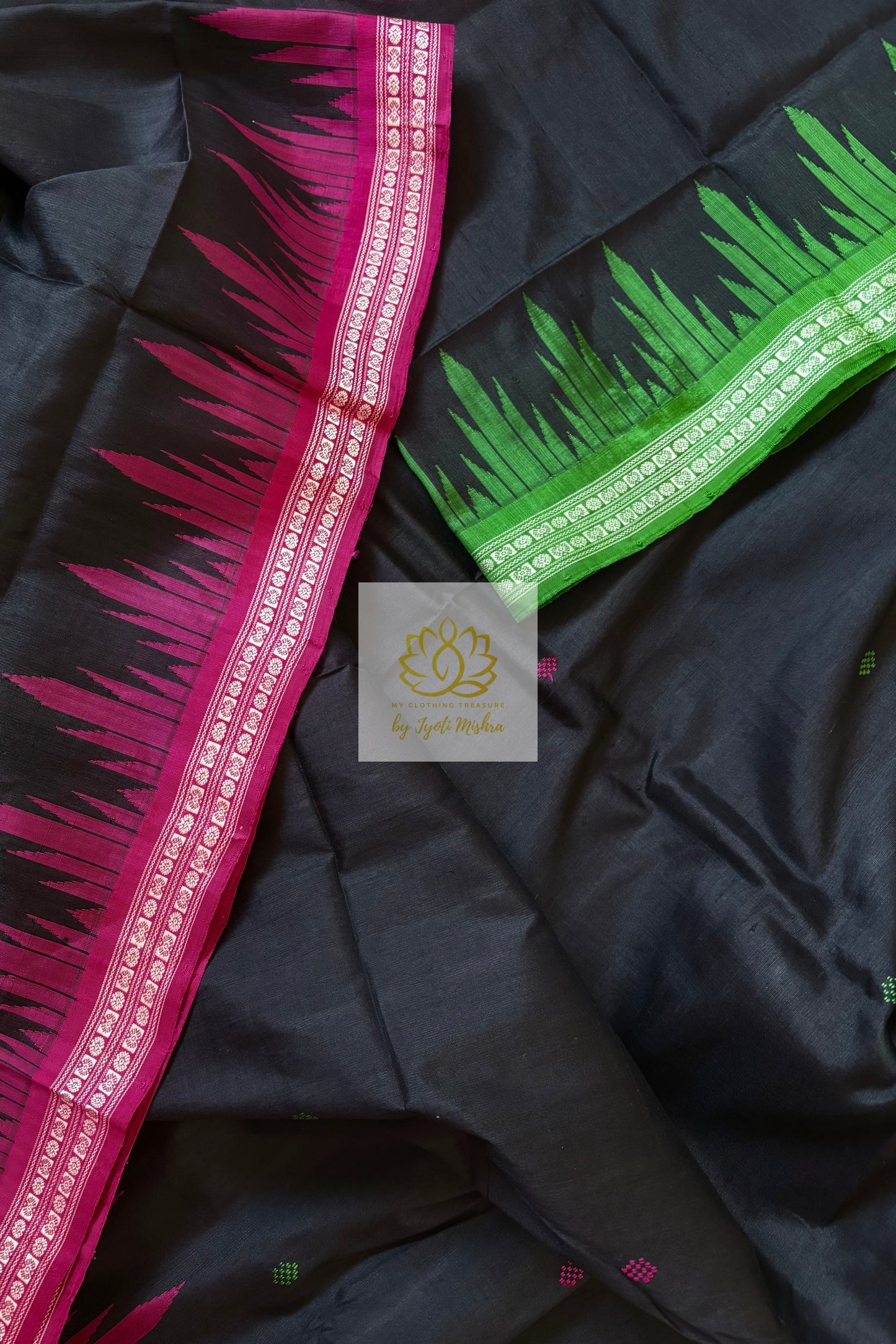 Exclusive Ganga Jamuna Border Double Pallu Berhampuri Pure Silk Patta Saree - Black Saree