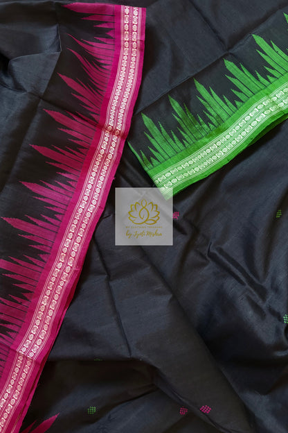 Exclusive Ganga Jamuna Border Double Pallu Berhampuri Pure Silk Patta Saree - Black Saree