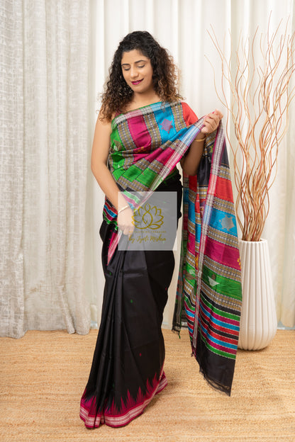 Exclusive Ganga Jamuna Border Double Pallu Berhampuri Pure Silk Patta Saree - Black Saree