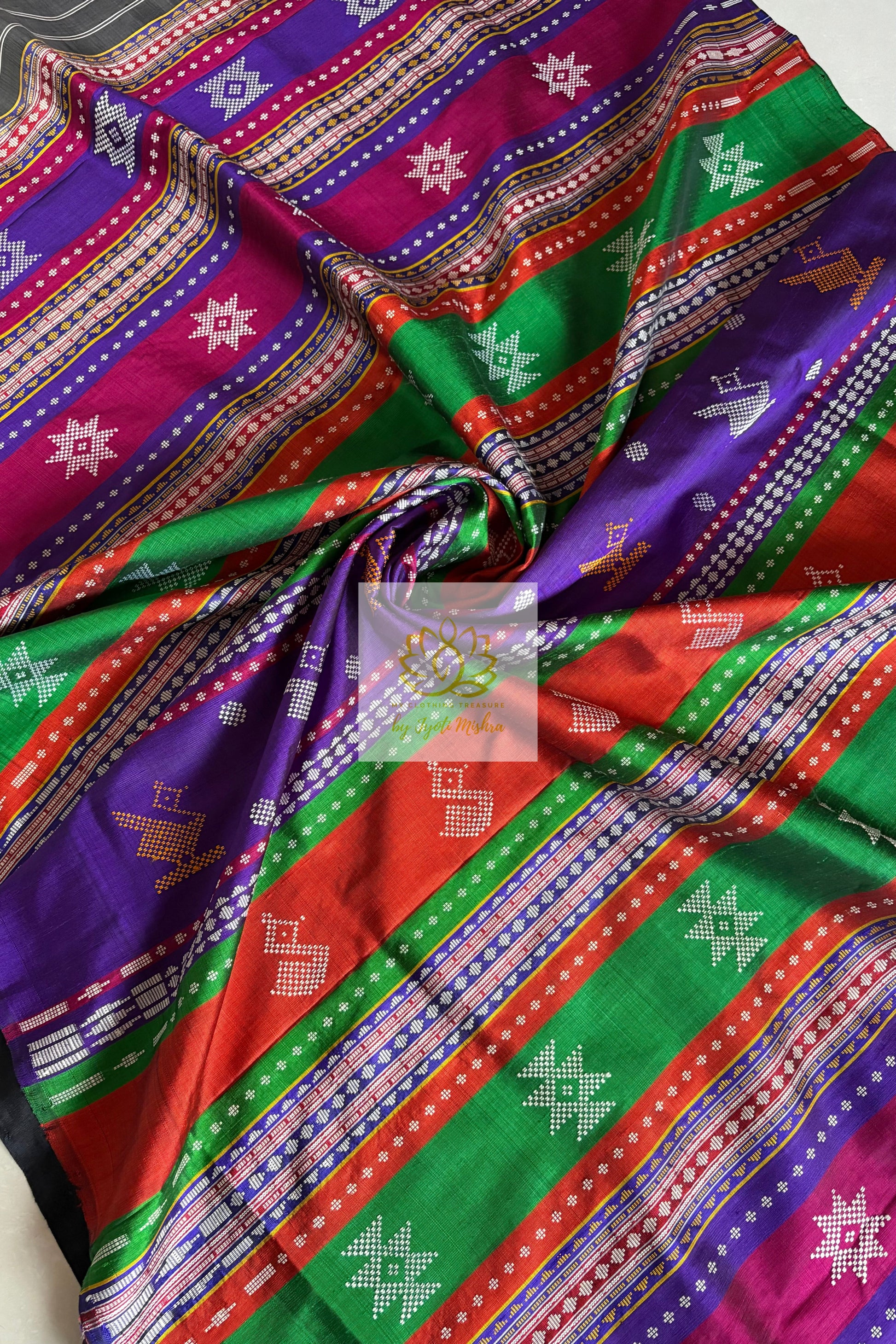 Exclusive Ganga Jamuna Border Double Pallu Berhampuri Pure Silk Patta Saree - Off White Saree