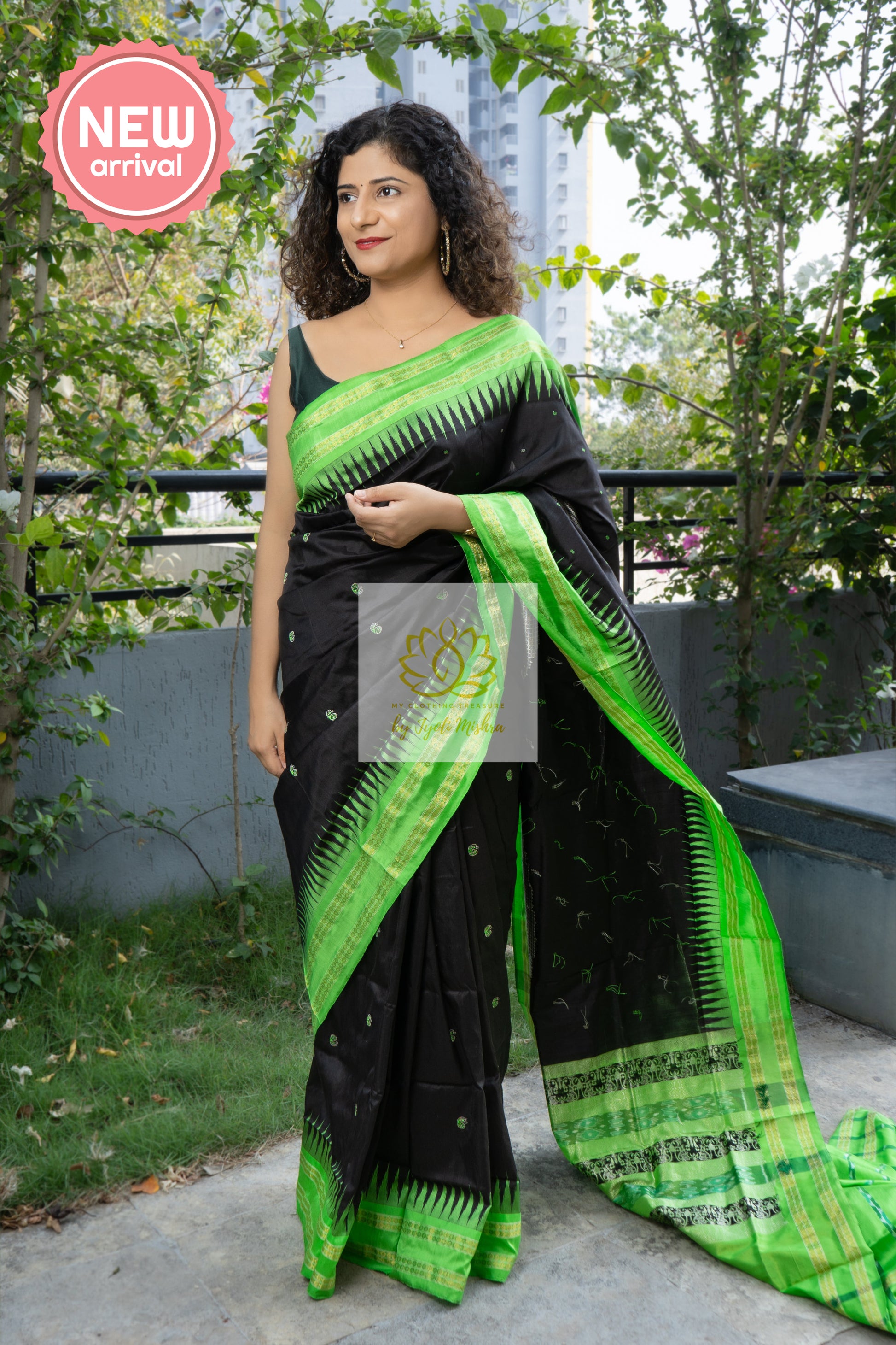 Exclusive Sambalpuri Bomkei Pure Silk Tissue Palla Saree- Black-Green Saree