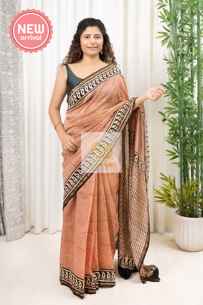 Hand Block Print On Chanderi Silk-Cotton Saree - Beige