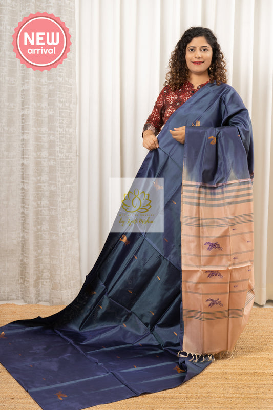 Handwoven Banana Pith Silk Saree With Blouse Piece Saree