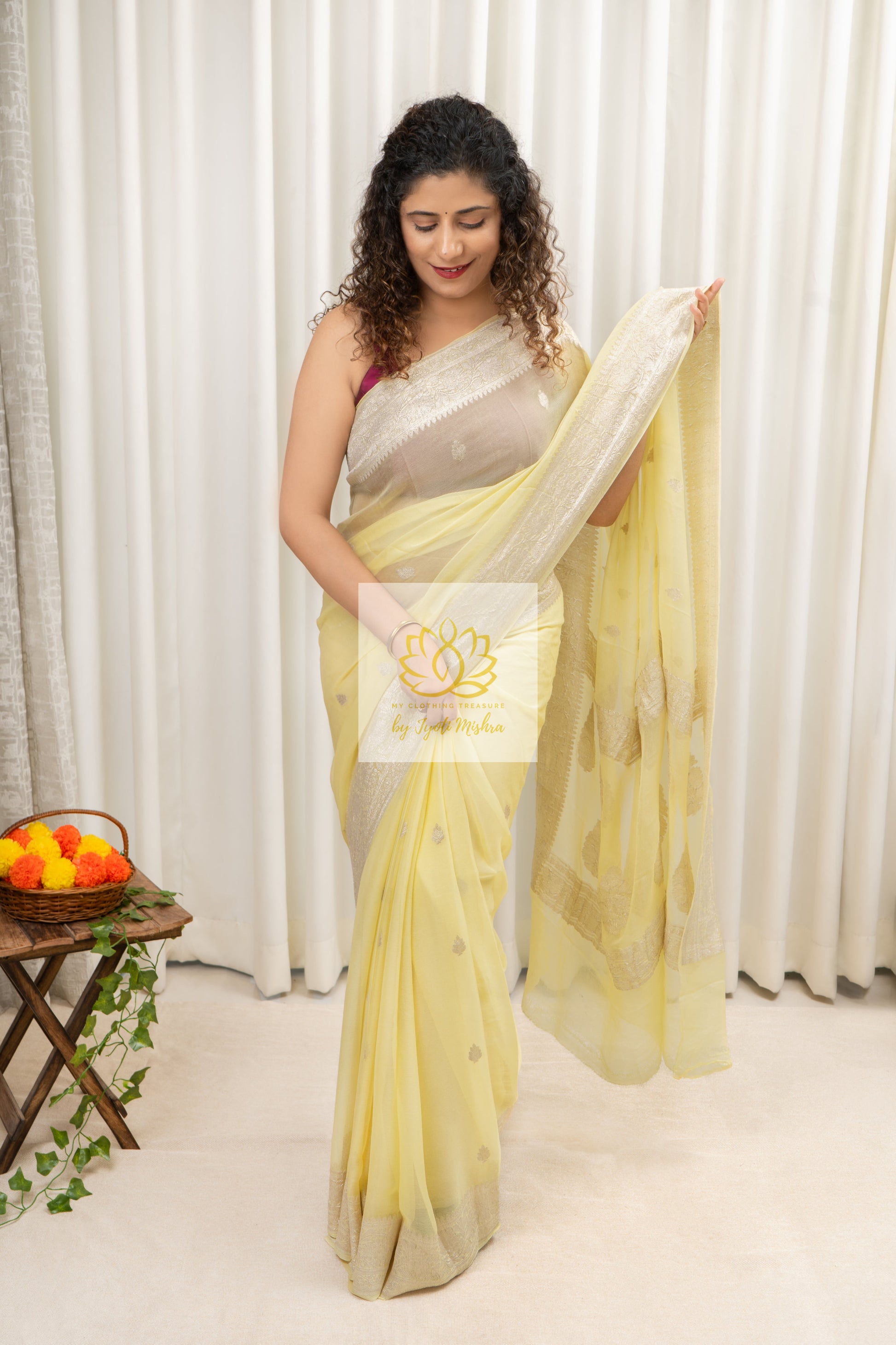 Handwoven Banarasi Khaddi Chiffon Saree- Pale Yellow Saree