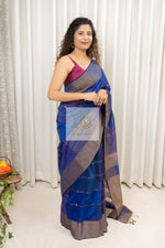 Load image into Gallery viewer, Maheshwari Silk Cotton Ombre Saree - Deep Blue
